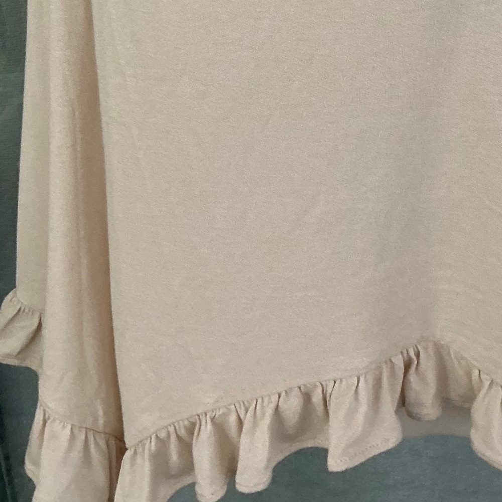 Taylor & Sage Sleeveless Ruffle Hem Embroidered Top - Picture 4 of 5